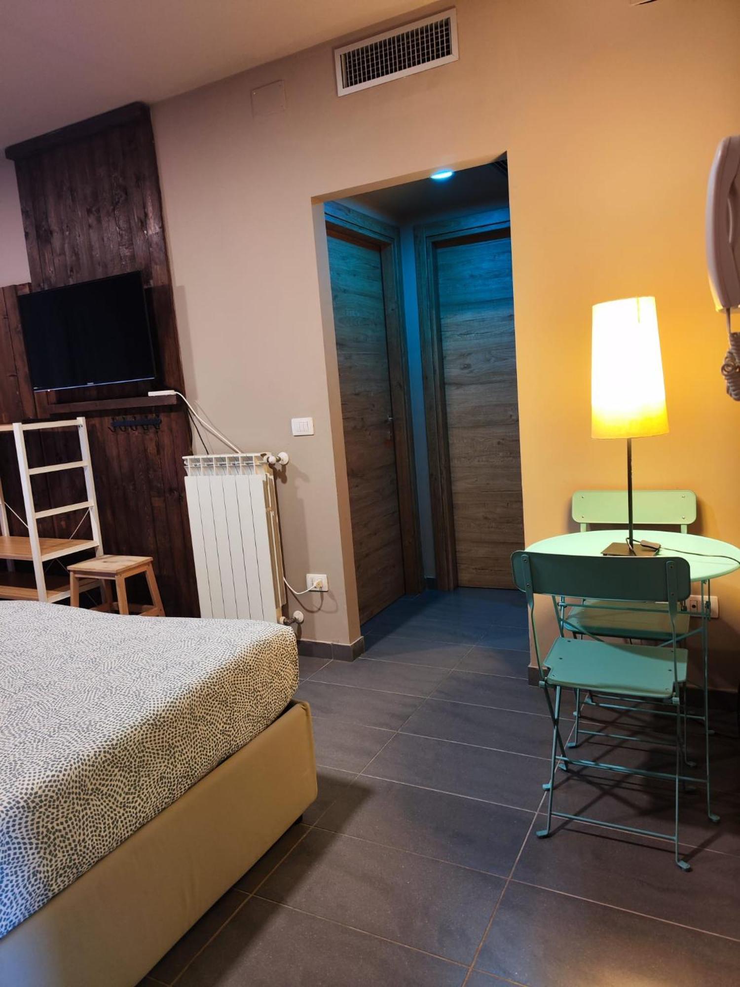 Dannunziano Aparthotel К'єті Екстер'єр фото
